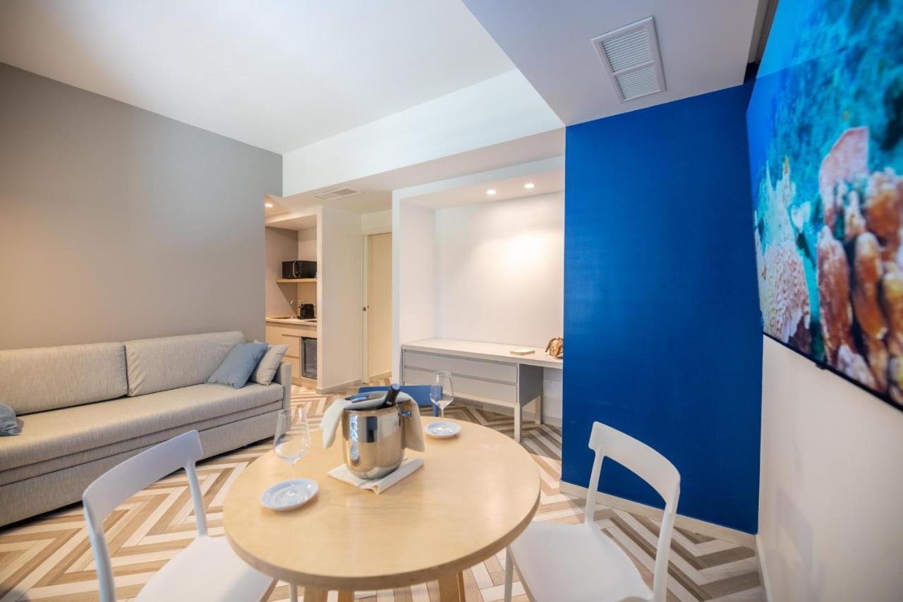 Amarina Suite Emotion Marina di Pietrasanta Exterior photo
