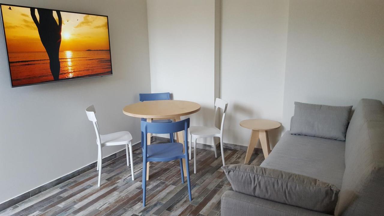 Amarina Suite Emotion Marina di Pietrasanta Exterior photo